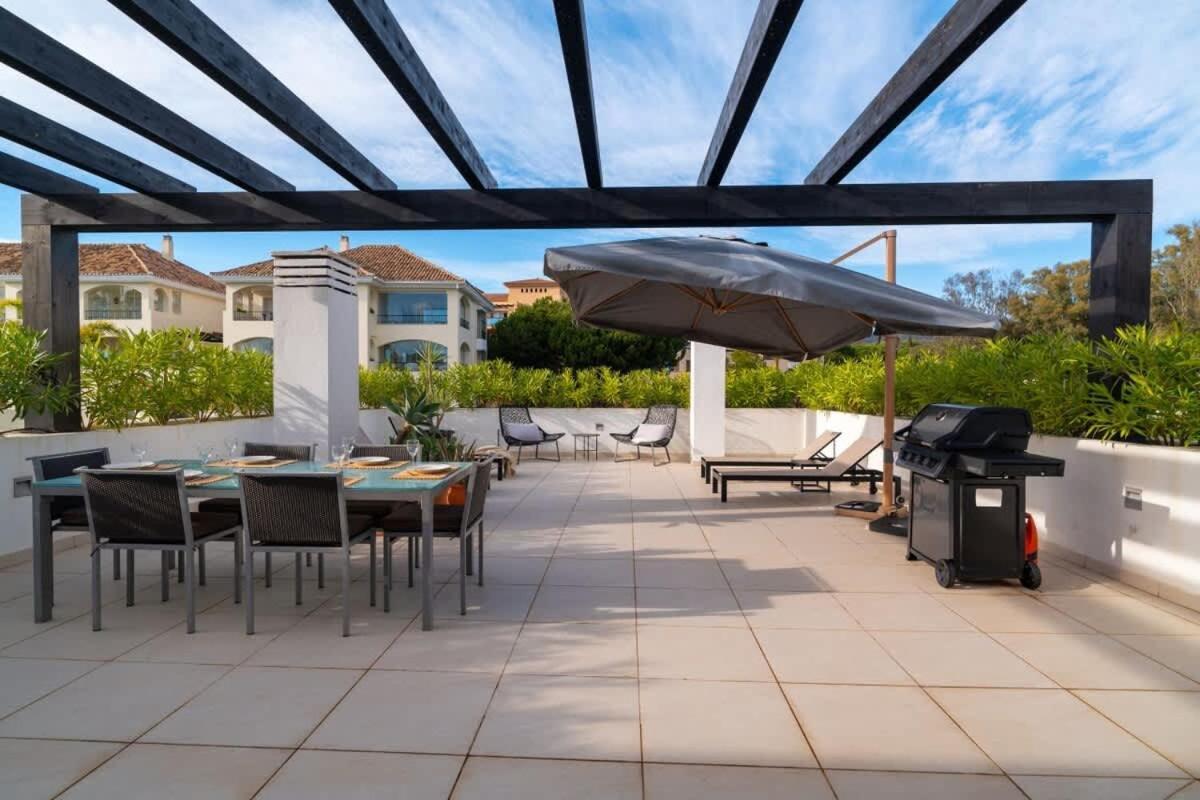 Seaside Elegance With Sea View Marbella Exterior foto